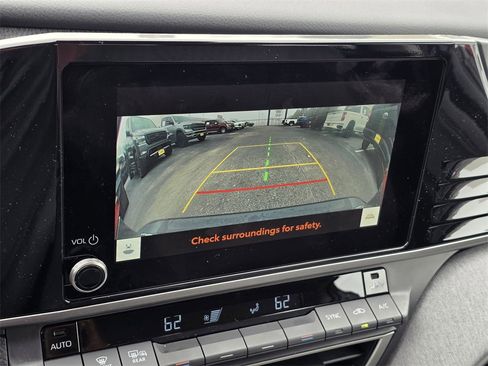 Used 2025 Toyota Camry LE image 20