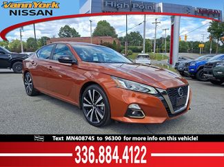 Certified 2021 Nissan Altima 2.5 SR image 1