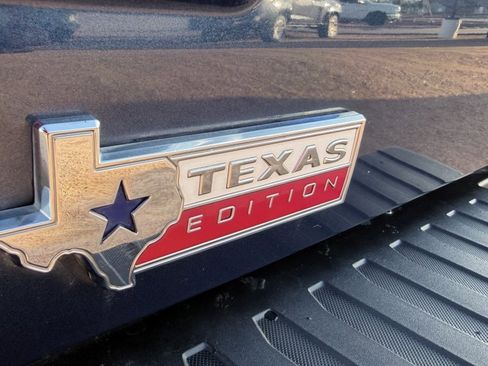 Used 2018 Ford F150 XLT w/ Equipment Group 302A Luxury image 11