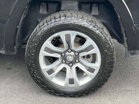 Used 2022 RAM 1500 Limited AWD/4WD image 10