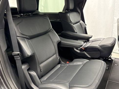 New 2026 Ford Expedition Platinum AWD/4WD image 43