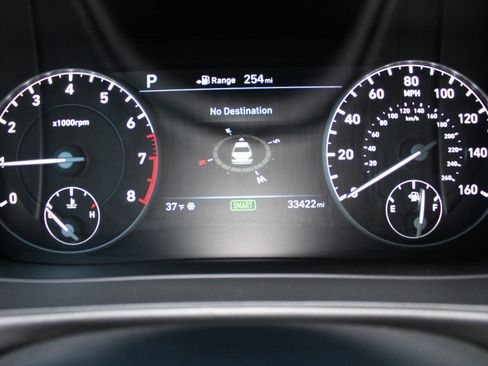 Used 2019 Genesis G90 3.3T Premium image 12