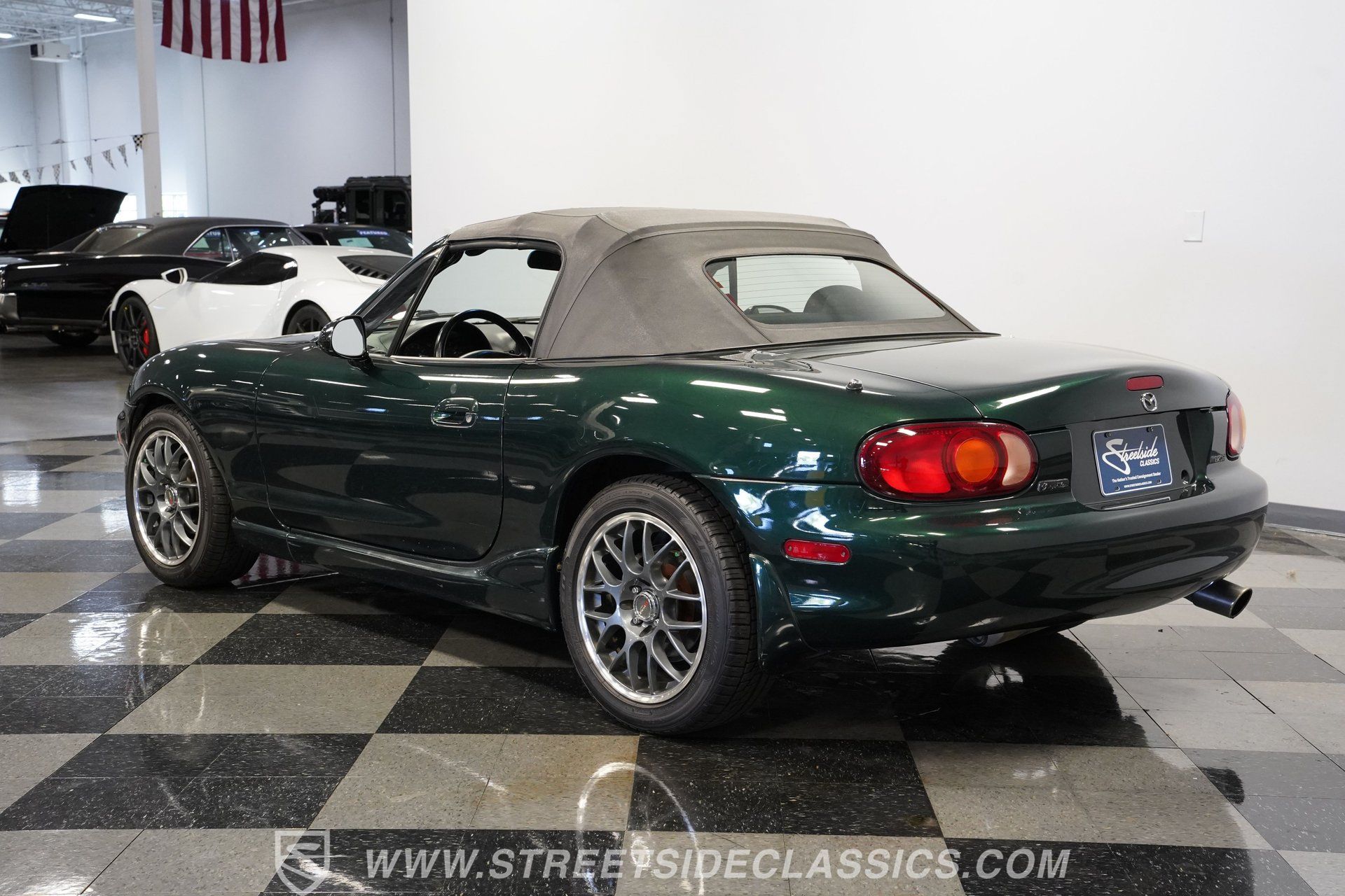 Used 1999 MAZDA MX-5 Miata RWD image 10