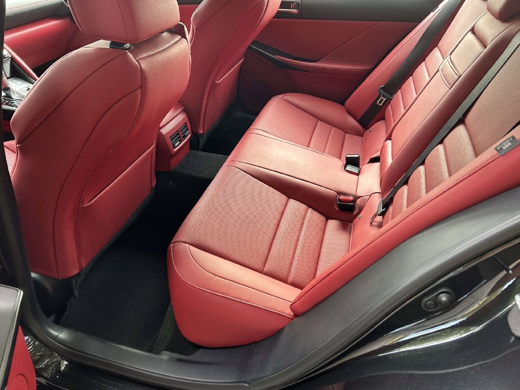 Used 2023 Lexus IS 350 F Sport RWD image 9
