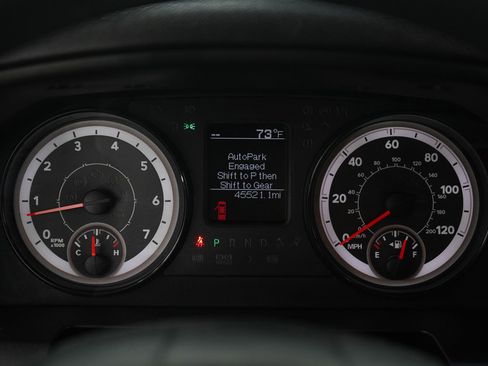 Used 2023 RAM 1500 Classic SLT image 21