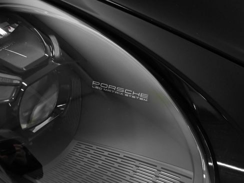 Used 2024 Porsche 911 GT3 image 18