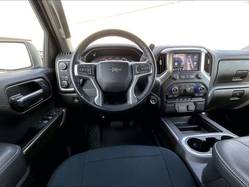 Used 2022 Chevrolet Silverado 1500 LT Trail Boss image 7