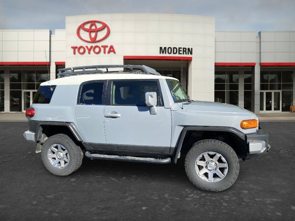 Used 2014 Toyota FJ Cruiser 4WD w/ Upgrade Package image 5