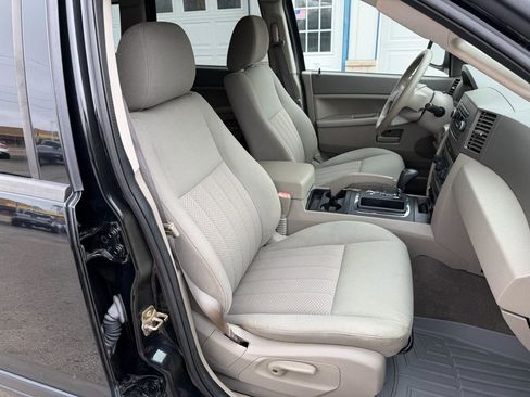 Used 2006 Jeep Grand Cherokee Laredo image 18