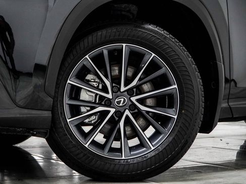 Used 2025 Lexus NX 250 FWD w/ Accessory Package (Z2) image 7