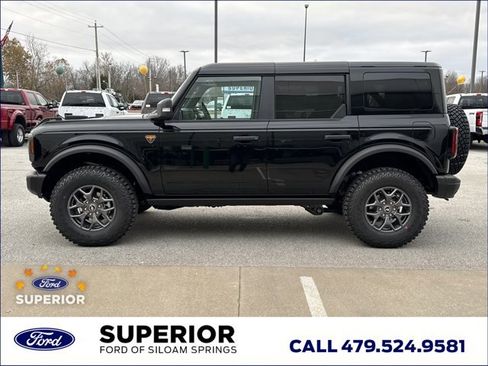 New 2025 Ford Bronco Badlands image 11