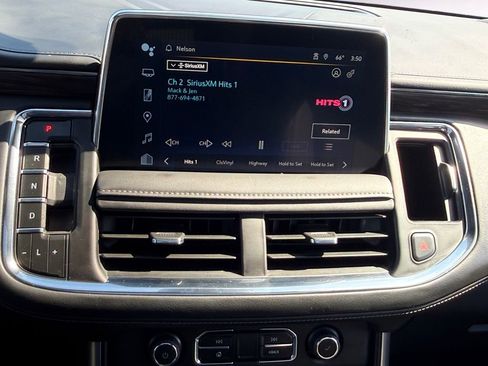 Used 2024 Chevrolet Tahoe LT w/ Luxury Package AWD/4WD image 14