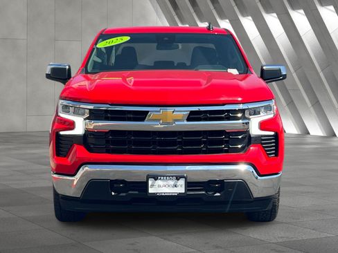 Used 2025 Chevrolet Silverado 1500 LT AWD/4WD image 9