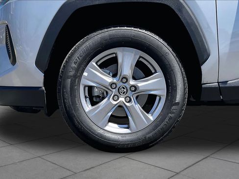 Used 2024 Toyota RAV4 XLE FWD image 10