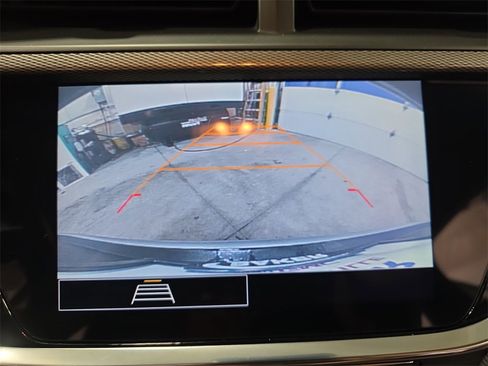 Used 2023 Buick Encore GX Select w/ Safety Package II image 23