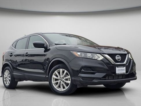 Used 2021 Nissan Rogue Sport S image 2