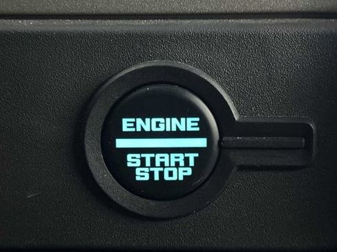 Used 2025 Ford Bronco Outer Banks image 21