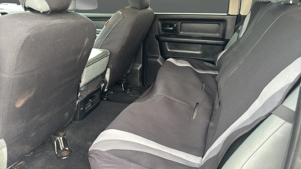 Used 2018 RAM 3500 Tradesman w/ Chrome Appearance Group AWD/4WD image 13