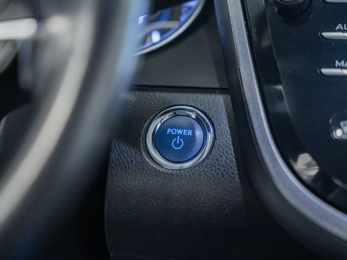 Used 2020 Toyota Camry XLE w/ Driver Assist Package FWD image 33