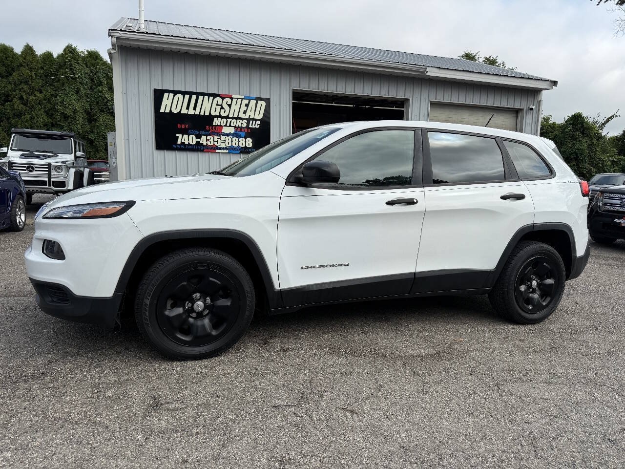 Used 2014 Jeep Cherokee Sport FWD image 1