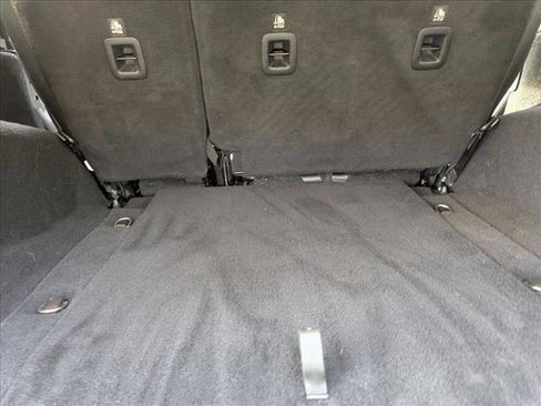 Used 2018 Jeep Wrangler Unlimited Sahara w/ Cold Weather Group image 6