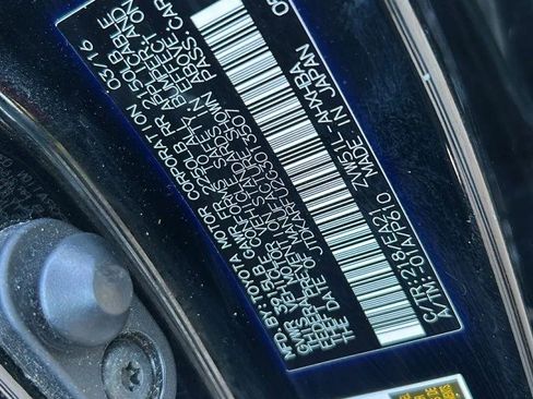 Used 2016 Toyota Prius Three Touring FWD image 41