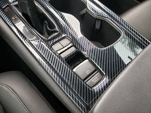 Used 2022 Honda Accord Sport image 19