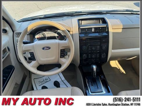 Used 2010 Ford Escape Limited AWD/4WD image 12