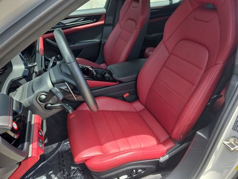 Certified 2025 Porsche Panamera GTS AWD/4WD image 5