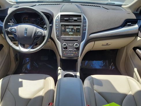 Used 2017 Lincoln MKC Premiere FWD image 15