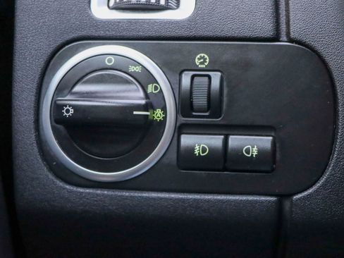 Used 2016 Land Rover LR4 HSE LUX image 35