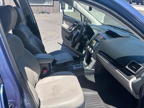 Used 2017 Subaru Forester 2.5i Limited w/ Popular Package #2 AWD/4WD image 11