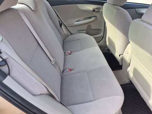 Used 2013 Toyota Corolla LE FWD image 20