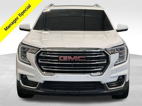 Used 2023 GMC Terrain SLT w/ Infotainment Package II AWD/4WD image 2