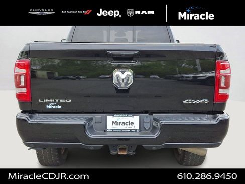 Used 2023 RAM 2500 Limited w/ Off Road Package AWD/4WD image 5