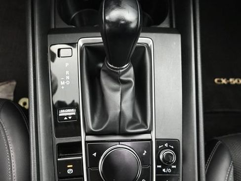 Used 2025 MAZDA CX-50 AWD 2.5 S w/ Preferred Package image 18