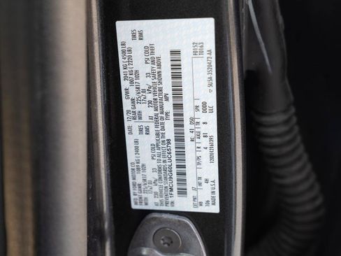 Used 2020 Ford Escape SE AWD/4WD image 39