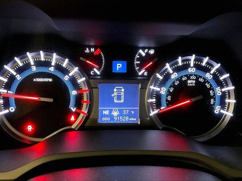 Used 2017 Toyota 4Runner TRD Off-Road Premium image 19