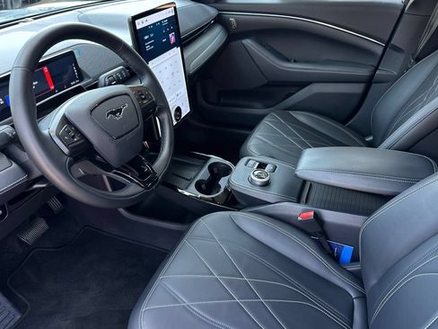 Certified 2024 Ford Mustang Mach-E Select RWD image 9