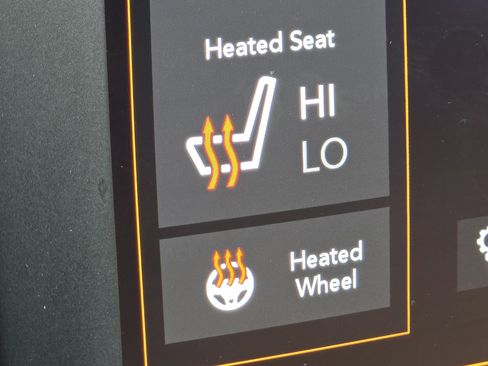 Used 2021 Jeep Renegade Limited image 9