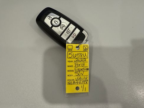 Used 2022 Ford Expedition Limited image 33