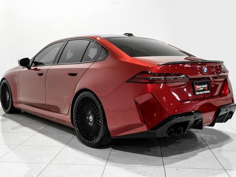 Used 2025 BMW M5 w/ Carbon Package image 10