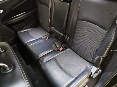 Used 2018 Dodge Journey Crossroad AWD/4WD image 18