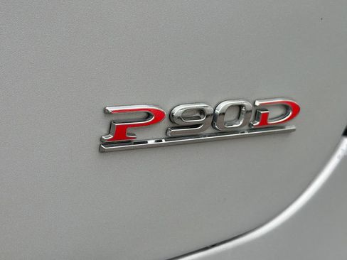 Used 2016 Tesla Model X Performance AWD/4WD image 36