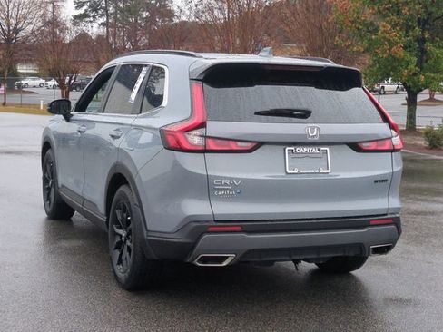 Used 2025 Honda CR-V Sport image 5