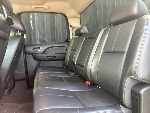 Used 2013 GMC Sierra 3500 SLT AWD/4WD image 9