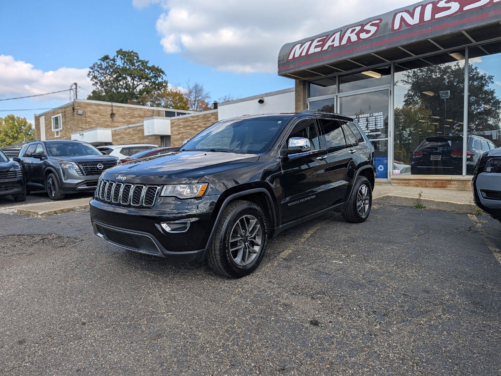 Used 2020 Jeep Grand Cherokee Limited AWD/4WD image 5