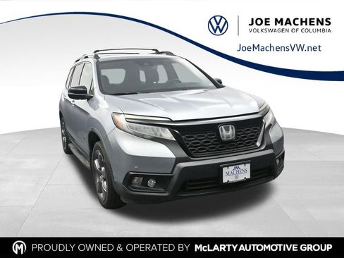 Used 2020 Honda Passport Touring image 1