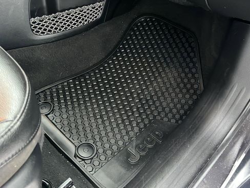 Used 2021 Jeep Compass Latitude w/ Convenience Group image 33