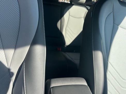 New 2026 Volkswagen Tiguan SE R-Line image 37